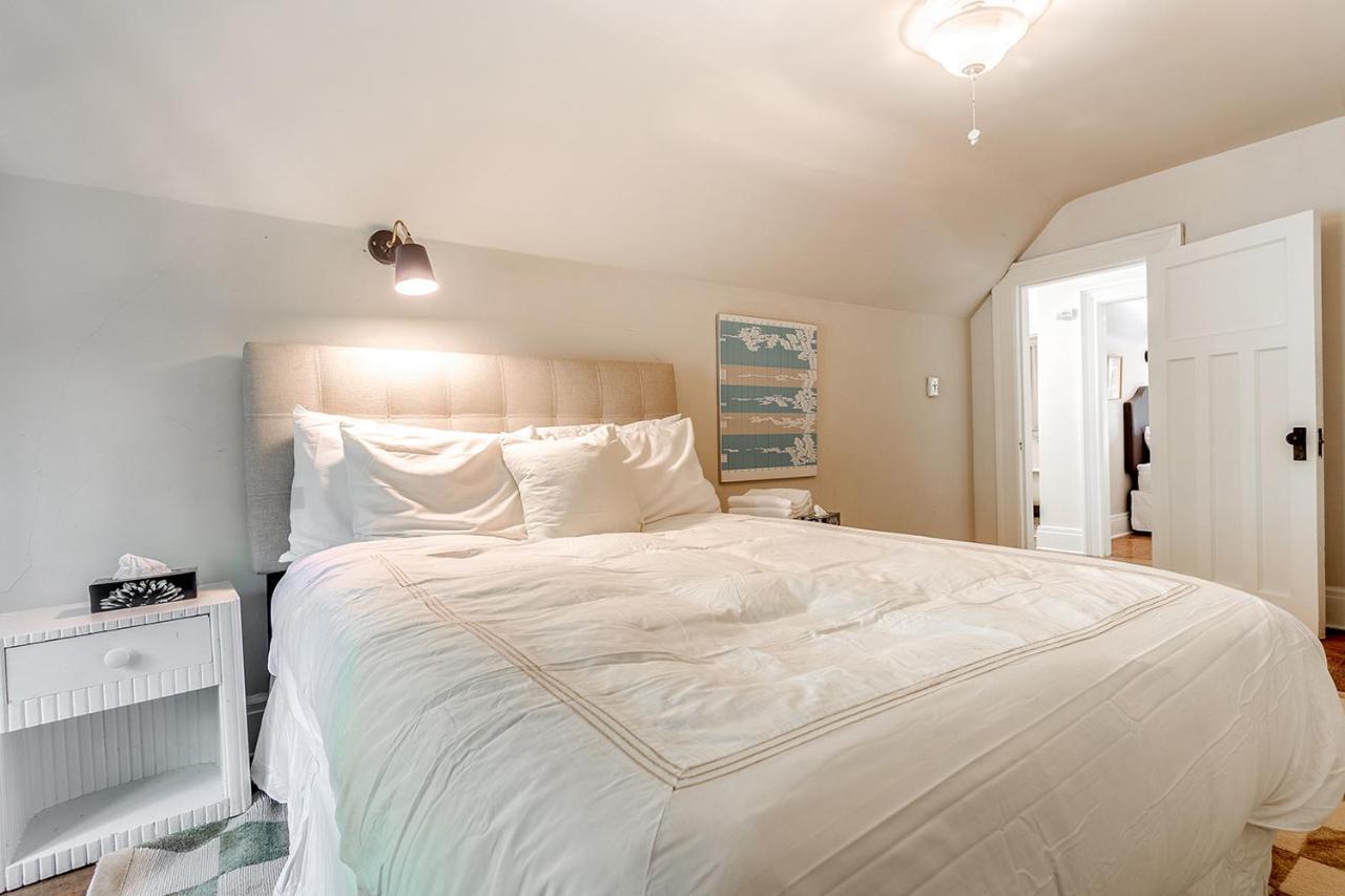 Large Four Bedroom Home Toronto Buitenkant foto